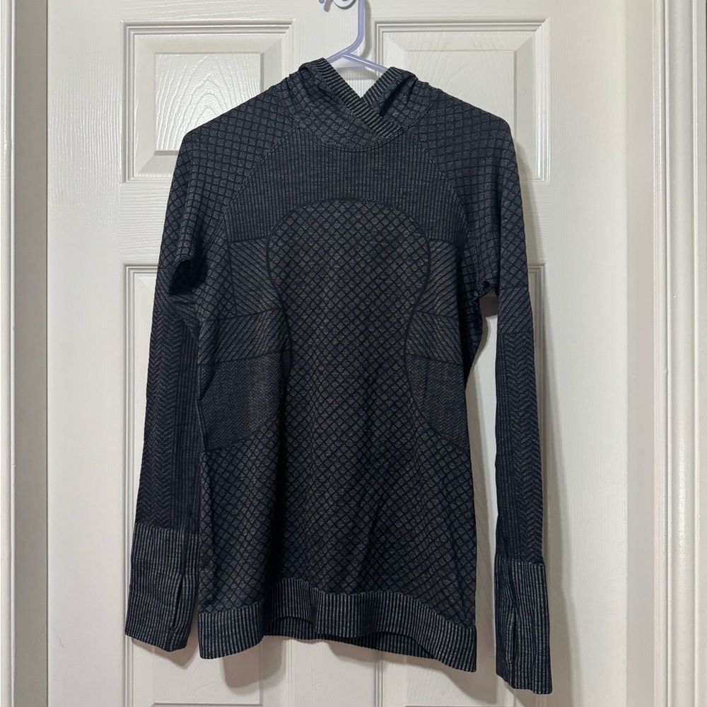 Lululemon restless hoodie size 8 euc